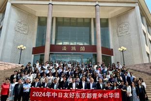 官方：佛罗伦萨宣布签下维罗纳球员法拉奥尼，租借+优先买断